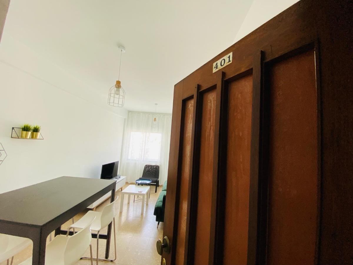 Simple One Bedroom Flat In Engomi Exterior foto